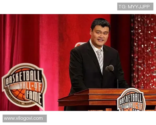 独臂少年姚明的奋斗故事与篮球梦想的追逐之路