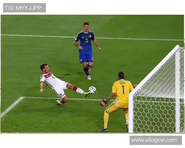 全球传球足球明星排行榜前十名揭晓精彩瞬间回顾与分析